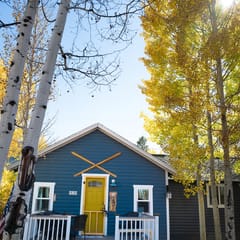 The Little Blue Moose Hideaway (226760)