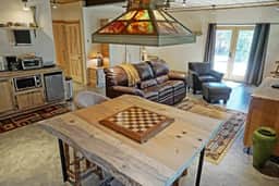Agate Lodge Studio (213519-1012)