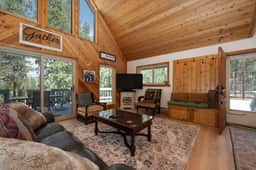 Red Fox Retreat (441003)