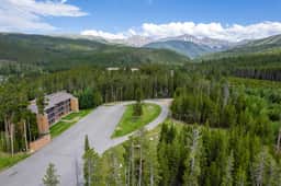 Beaver Village 17-12 (868130)