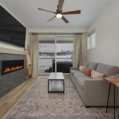 Sunnyside Flats 321-3 (822872)