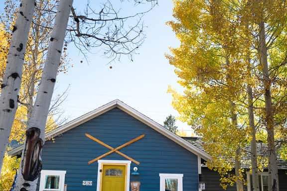 The Little Blue Moose Hideaway (226760) - Image 1