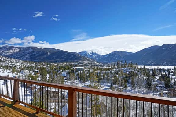 Lakeview Escape (503402) - Image 1