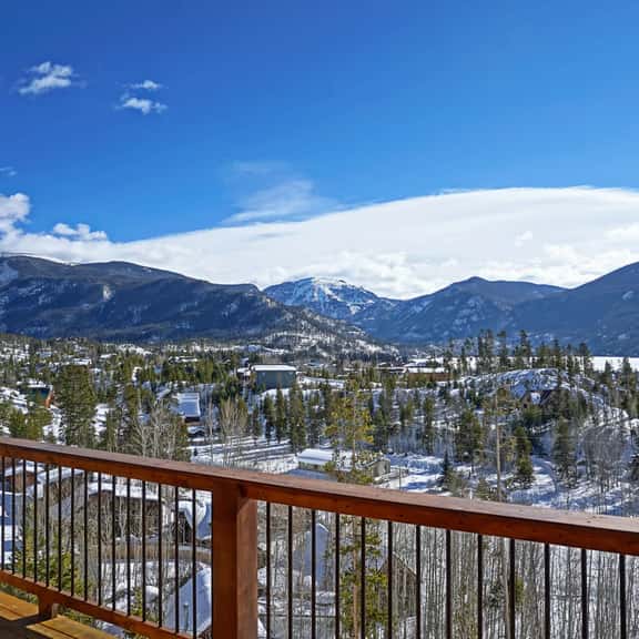 Lakeview Escape (503402) - Image 1