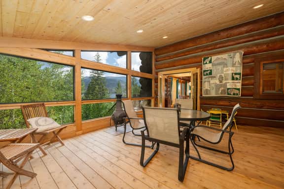 Jerico Lakefront Lodge (213513-1006)