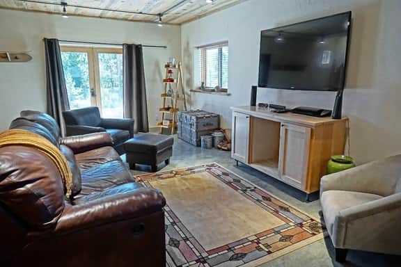 Agate Lodge Studio (213519-1012)