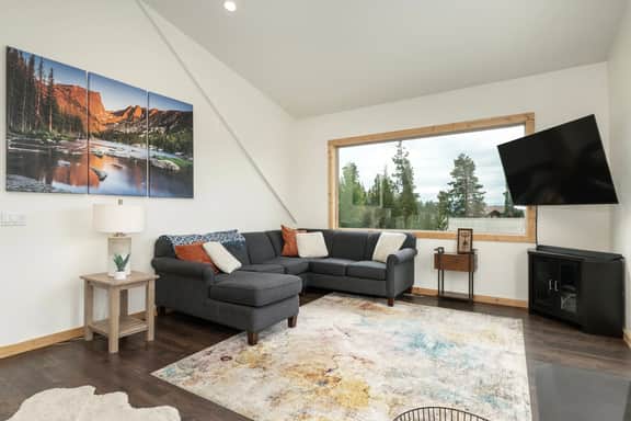 Timberwolf House (501275)