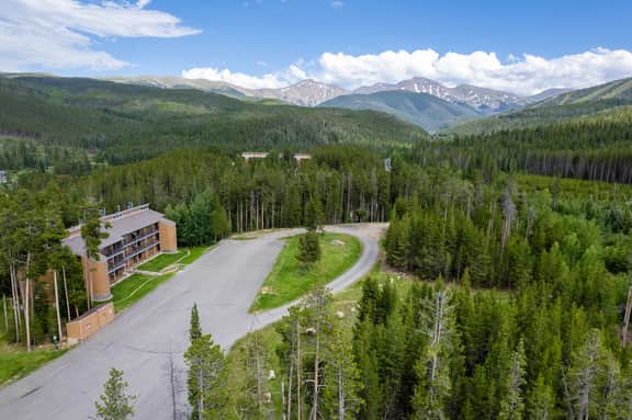 Beaver Village 17-12 (868130)
