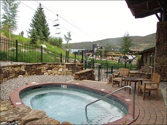 Zephyr Mountain Lodge Unit 1326 (213489-4342)