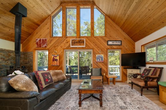 Red Fox Retreat (441003)